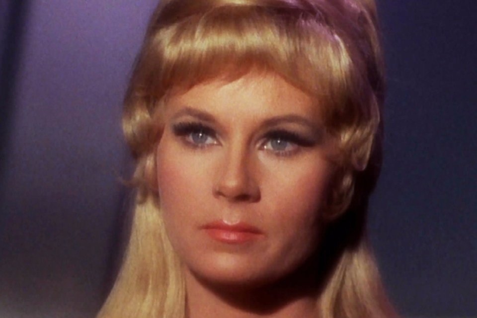 Atriz da série 'Star Trek' morre aos 65 anos