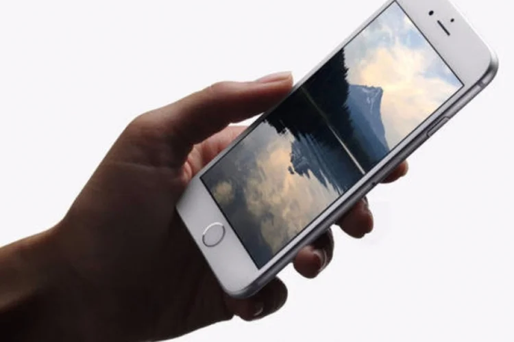 iPhone 6S (Divulgação/Apple)