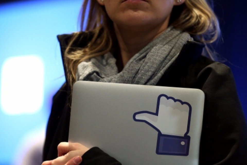 Mulheres e minorias continuam com pouco espaço entre funcionários do Facebook