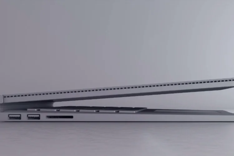 Surface Book (Reprodução / Youtube)