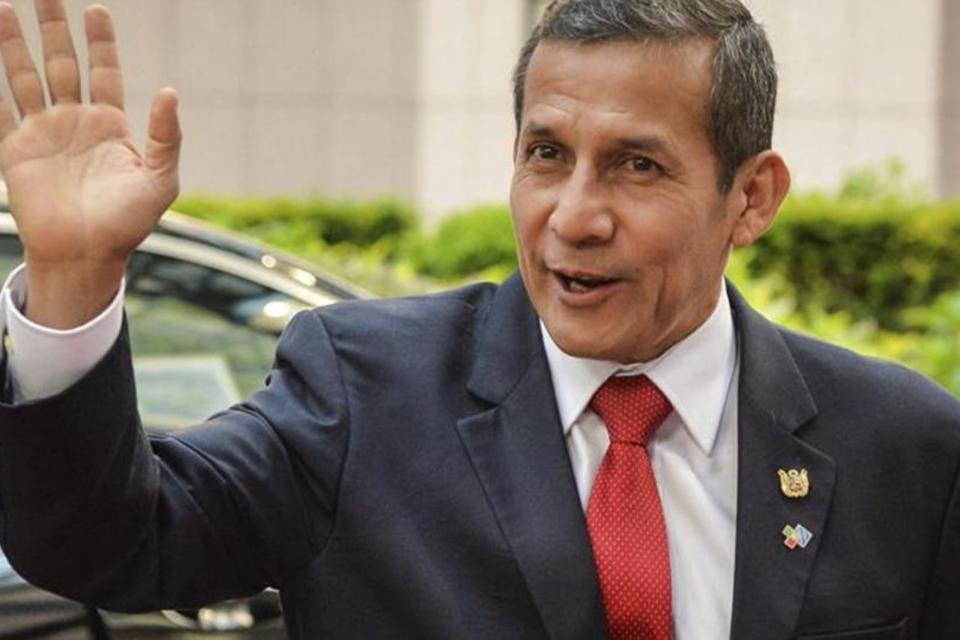 Presidente peruano faz "preleção" no Twitter antes de jogo da Copa América