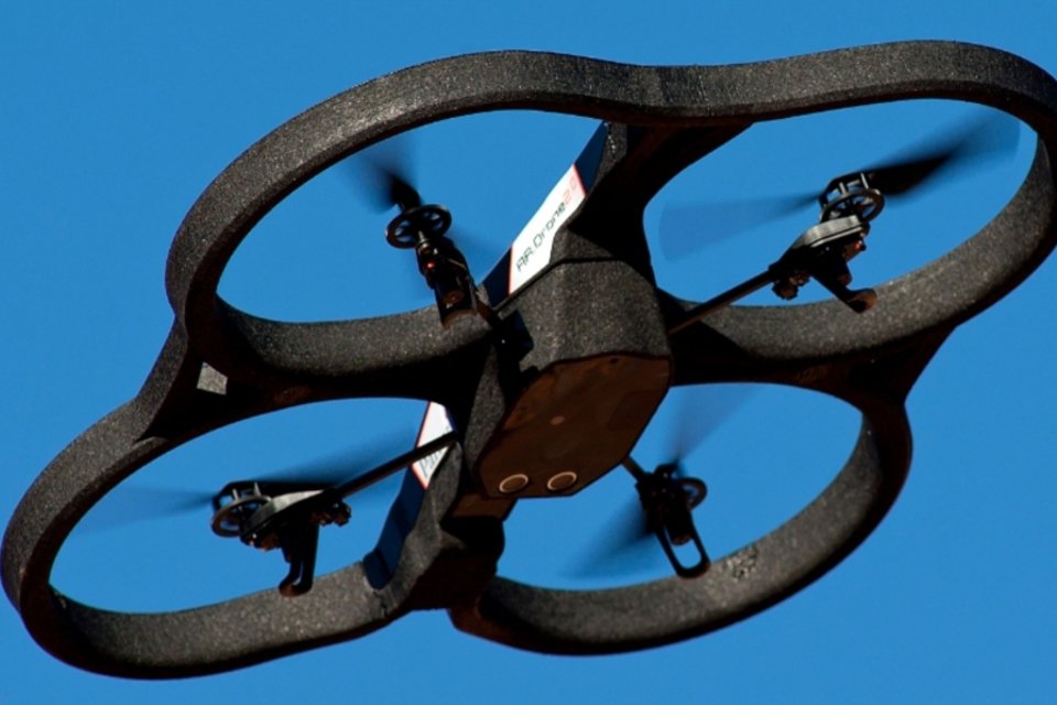 Anac fará audiência pública sobre regulamentação de drones