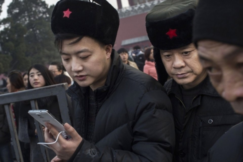 Vendas de smartphone caem na China após seis anos