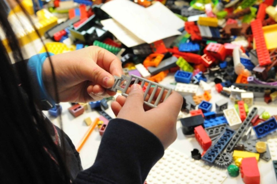 Lego quer criar brinquedos com material ecologicamente correto