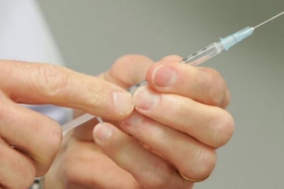 OMS recomenda testes de 1ª vacina contra malária na África