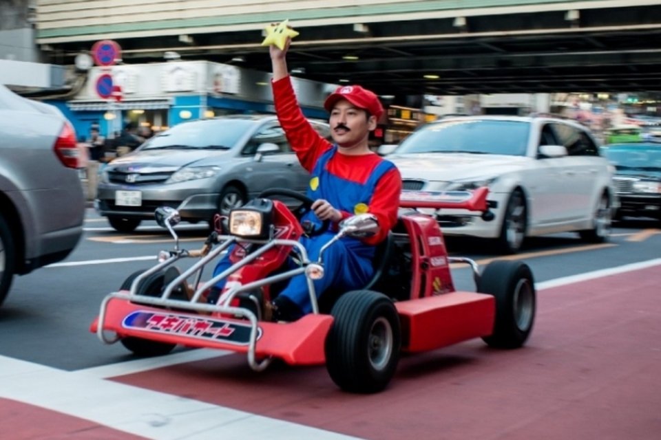 Passeio de Mario Kart no mundo real toma as ruas de Tóquio