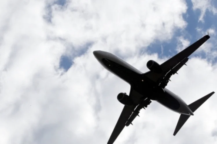 1. "O que você faria se fosse o único sobrevivente em um acidente de avião?" (Getty Images)