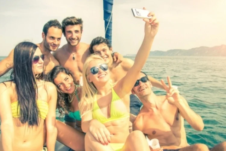 Férias no Instagram (foto/iStockphoto)