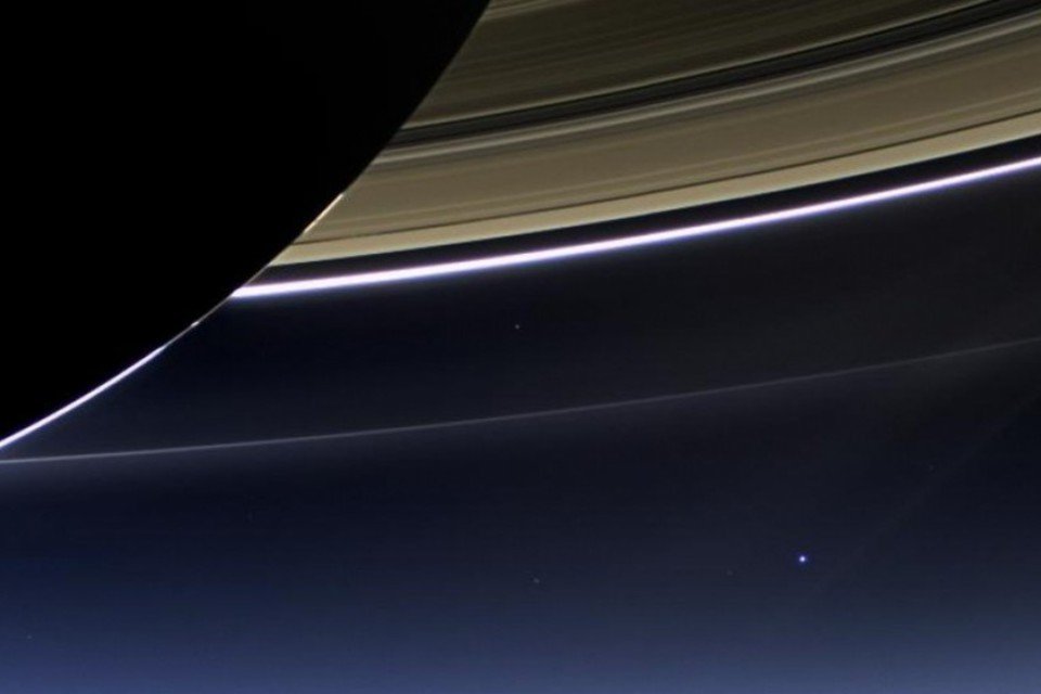 Veja 5 imagens da Terra e da Lua feitas de Saturno