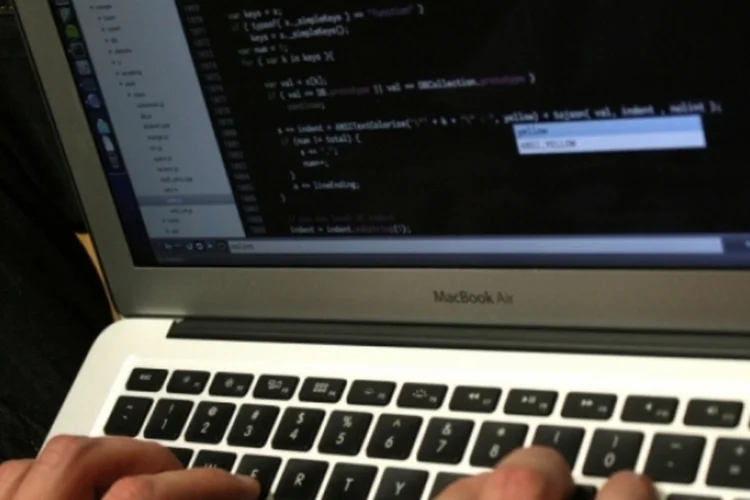 10 sites e cursos em português sobre tecnologia e programação (hackNY / Flickr)
