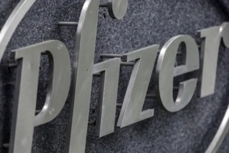 
	Pfizer: no pr&eacute;-mercado em Nova York, a a&ccedil;&atilde;o da Pfizer subia 2,37%, &agrave;s 9h47 (de Bras&iacute;lia). At&eacute; o fechamento da segunda-feira, o papel havia avan&ccedil;ado 9% neste ano
 (Getty Images)