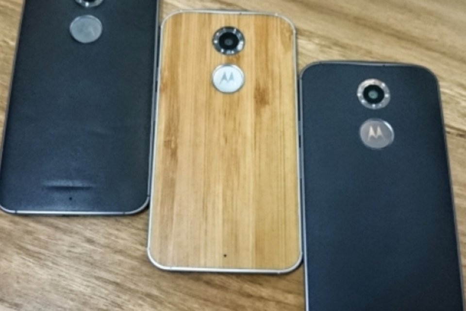 Na mão: Novo Moto X chega ao Brasil com mais potência e Android puro