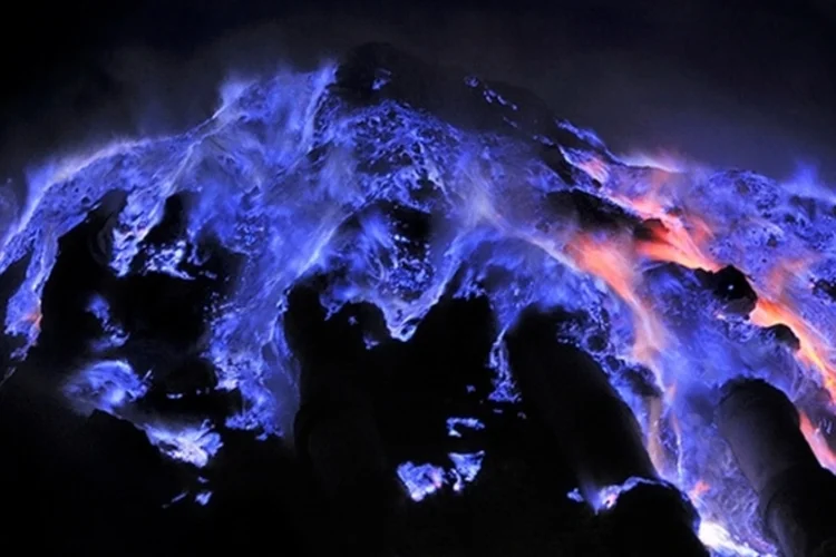 Kawah Ijen (Olivier Grunewald)