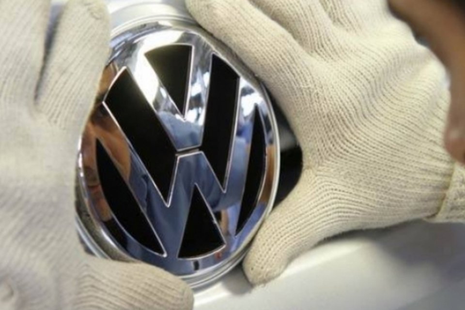 Volkswagen revela "irregularidades" em emissões de CO2