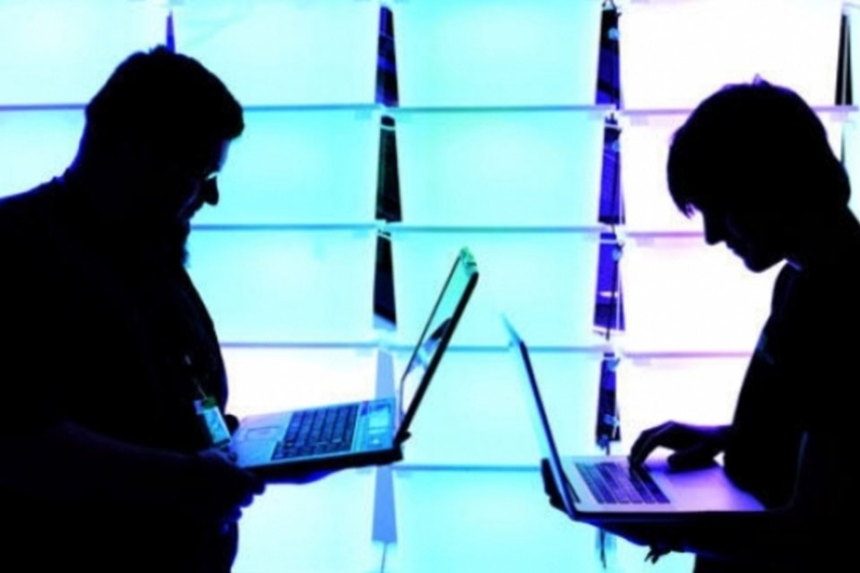 Curso gratuito ajuda desempregados a aprimorar formação em tecnologia