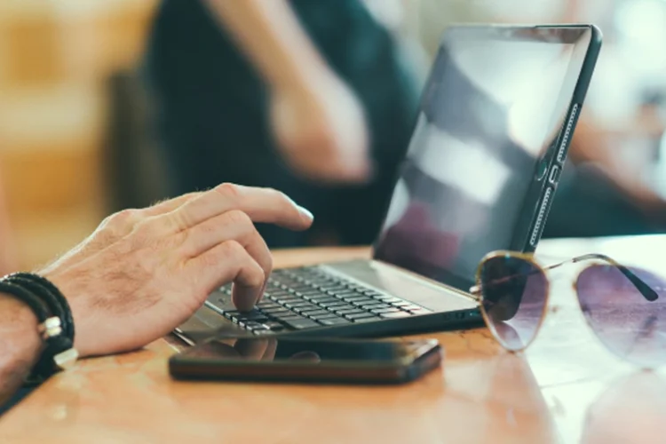 O começo dos sites (stokpic via Pixabay)
