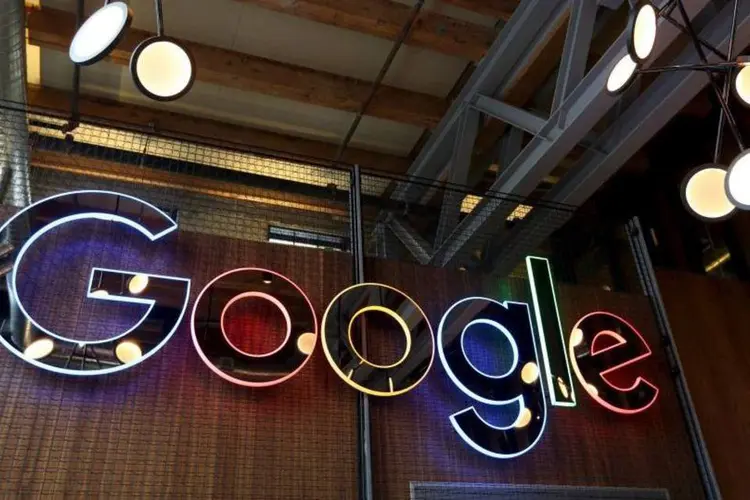 Google: o lucro líquido subiu para 5,06 bilhões de dólares, ou 7,25 dólares por ações Classes A, B e C (Reuters/Peter Power)