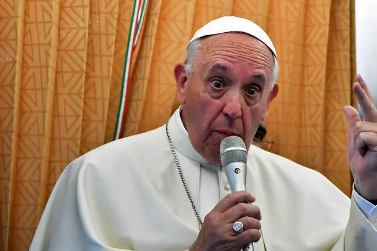 Papa Francisco: "As pontes são melhores que os muros. Tudo isto deve fazer refletir" (Reuters/Tiziana Fabi/Pool)