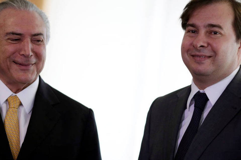 Câmara só votará reforma da Previdência em 2017, diz Maia