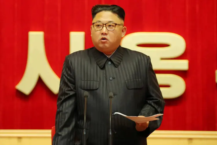 Coreia do Norte: regime de Kim Jong-un quer criar "mitos do futebol" e disputar Olimpíada de Tóquio (KCNA/via REUTERS)