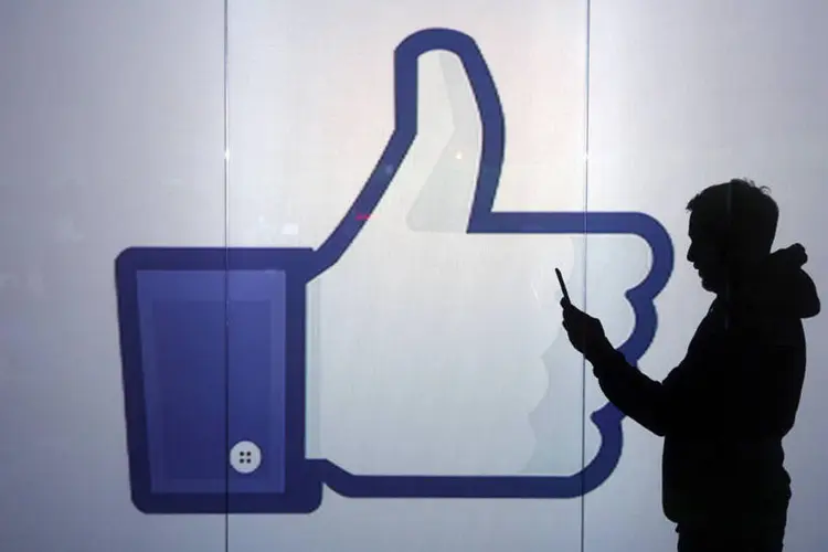 
	Facebook: as a&ccedil;&otilde;es da rede social subiram 7% nas opera&ccedil;&otilde;es eletr&ocirc;nicas da bolsa de Nova York.
 (Chris Ratcliffe/Bloomberg)