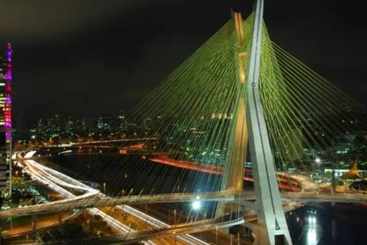 Inflação da cidade de São Paulo ficou ligeiramente acima da mediana das estimativas (Wikimedia Commons)