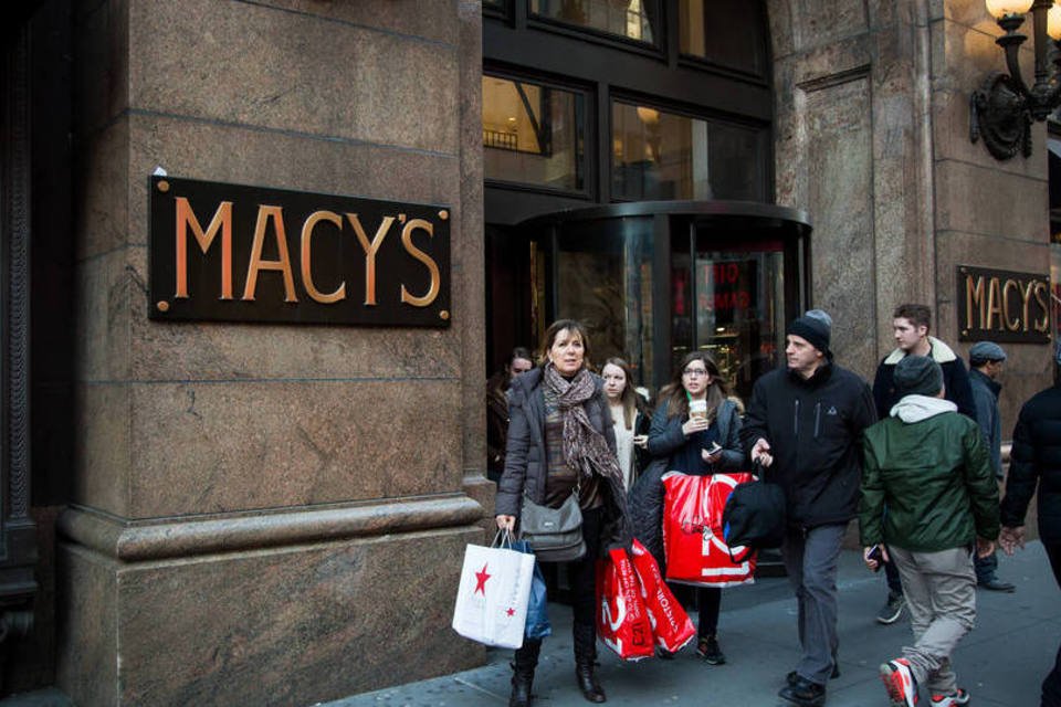 Macy’s fechará 100 lojas e ações disparam nos Estados Unidos