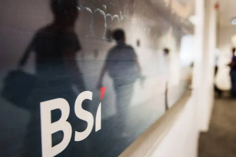
	Banco BSI: o grupo financeiro brasileiro tamb&eacute;m afirmou que o s&oacute;cio Roberto Isolani foi nomeado como presidente-executivo do BSI
 (Bloomberg/Nicky Loh)