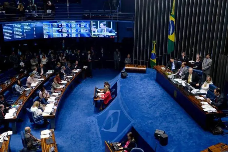 
	Senado: sess&atilde;o final para vota&ccedil;&atilde;o ser&aacute; retomada a partir das 11h da manh&atilde;
 (Flickr/Creative Commons)