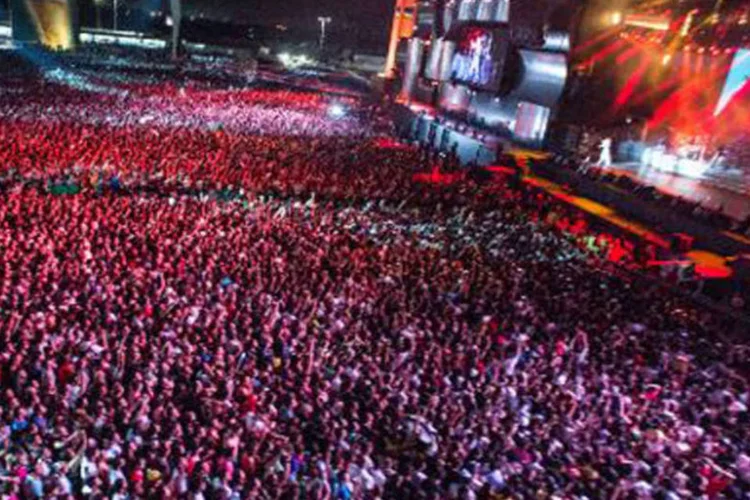 
	Show do Rock in Rio: Cons&oacute;rcio BRT alerta para bilhetes falsos
 (Yasuyoshi Chiba/AFP)