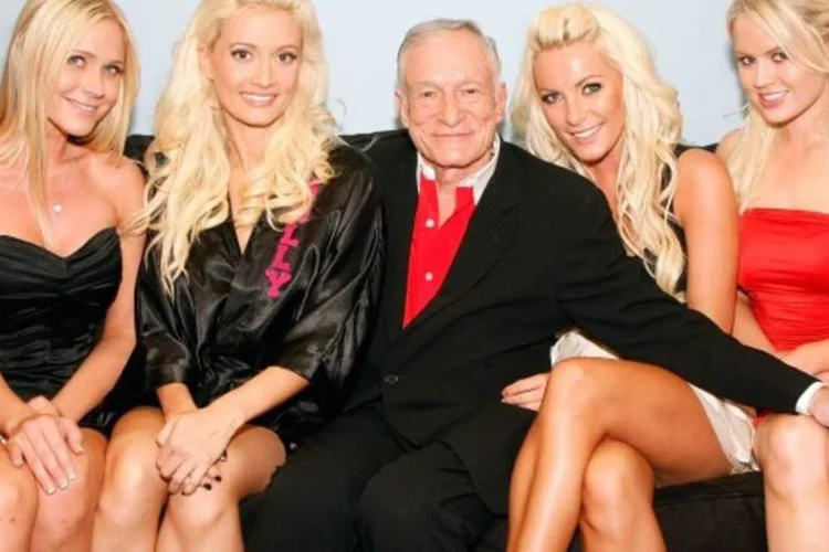 Hefner criou a Playboy Enterprises em 1953, companhia que publica a revista Playboy e produz outros conteúdos eróticos para televisão e internet (Getty Images)