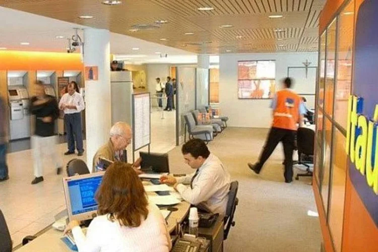 O índice de inadimplência ficou em 5,1% no primeiro trimestre para dívidas com vencimento superior a 90 dias (Germano Lüders/EXAME.com)