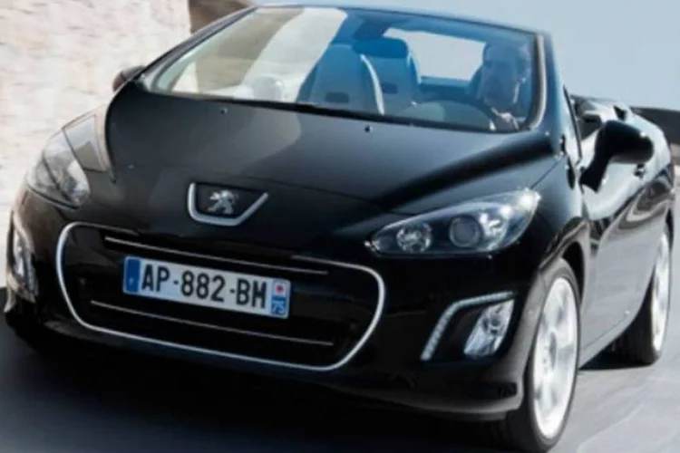 Modelo será vendido apenas com o motor 1.6 THP, de 165 cv, usado em diversos lançamentos da marca, como o cupê RCZ (Divulgação/Peugeot)