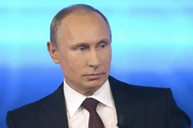
	Vladimir Putin:&nbsp;&quot;espero que n&atilde;o cheguemos &agrave; situa&ccedil;&atilde;o de recorrer a pagamentos adiantados&quot;
 (RIA-NOVOSTI/AFP)