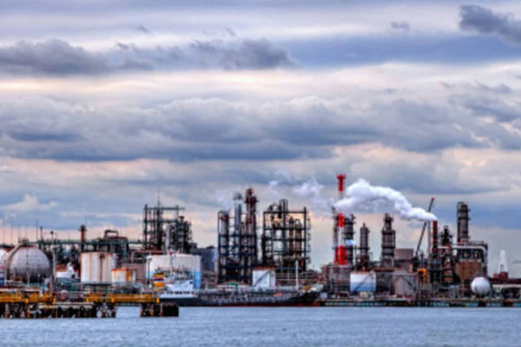 
	Ind&uacute;strias no Jap&atilde;o: objetivo do quinto maior emissor mundial de gases do efeito estufa estaria, dessa forma, abaixo das propostas da Uni&atilde;o Europeia
 (Getty Images)