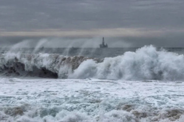 Oceano Atlântico: fenômeno ocorre porque as águas do Atlântico Sul que fluem em direção ao Norte transportam e liberam calor para a atmosfera nas latitudes mais altas (Getty Images)