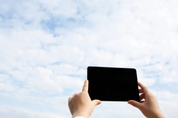 
	Computa&ccedil;&atilde;o em nuvem: o &quot;Cloud Storage Nearline&quot; do Google permitir&aacute; que usu&aacute;rios acessem dados armazenados em cerca de tr&ecirc;s segundos
 (EXAME.com)
