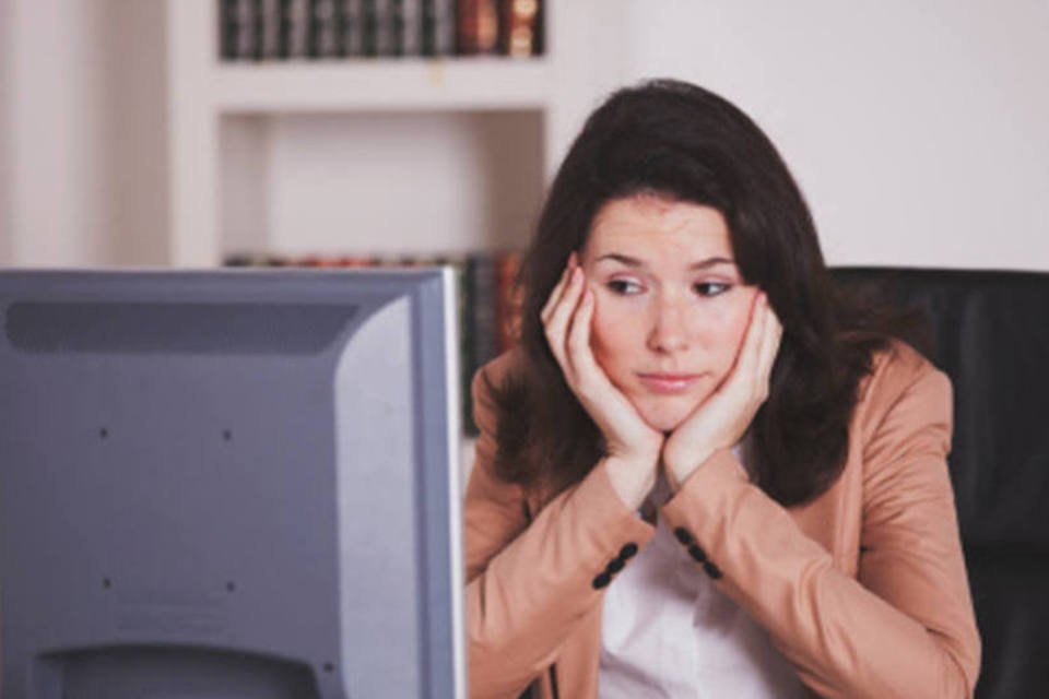 E se país proibisse ligações e e-mails do trabalho após 18h?