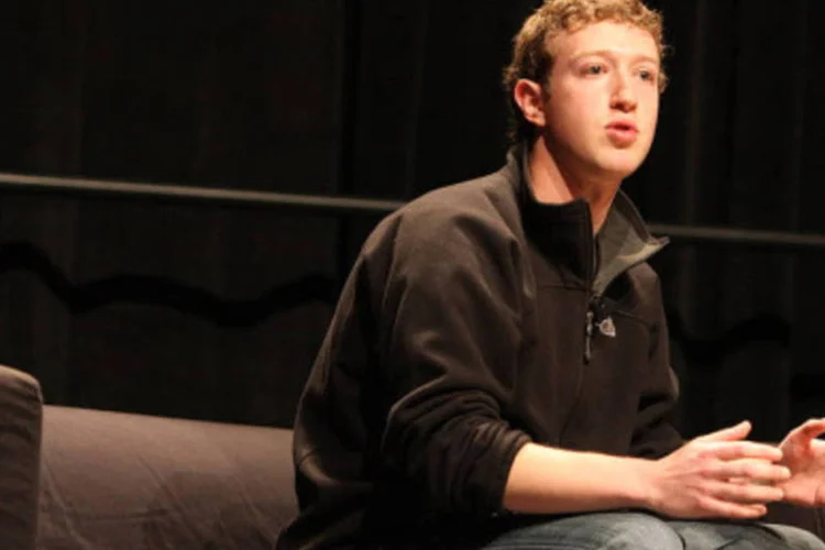 Mark Zuckeberg, executivo-chefe do Facebook, negocia aliança publicitária com a AOL (Wikimedia Commons/Brian Solis)