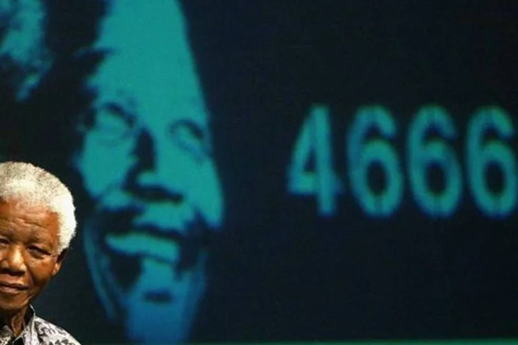 
	Nelson Mandela em 2003:&nbsp;&quot;o&nbsp;combate de #Mandela se tornou um paradigma para todos aqueles que lutam pela justi&ccedil;a, pela liberdade e pela igualdade&quot;, disse Dilma no Twitter
 (Scott Barbour/Getty Images)