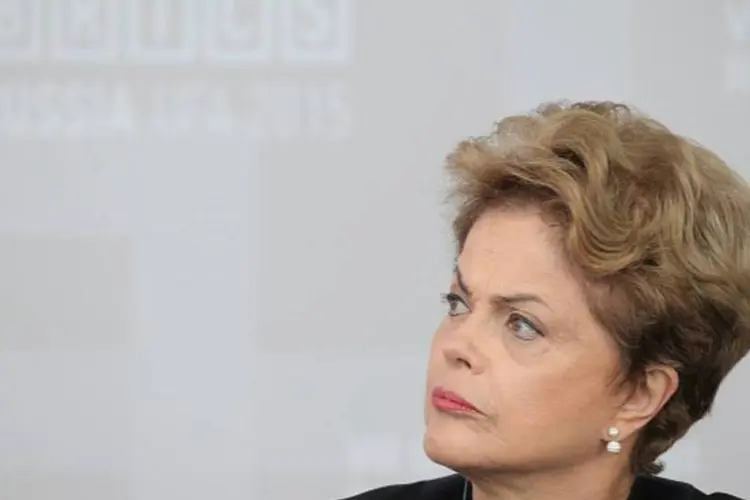 
	Dilma Rousseff: &quot;Isso vai induzir os trabalhadores ao entendimento de que o risco de desemprego &eacute; menor. E essa esperan&ccedil;a s&oacute; pode ser dada pela Dilma&quot;, disse o ex-ministro
 (Handout / Getty Images)