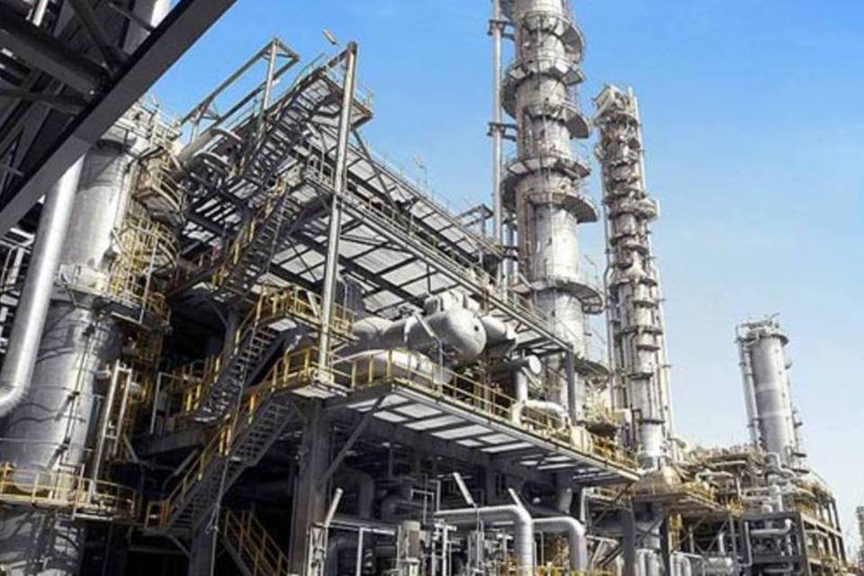 Produção de petróleo da Arábia Saudita se mantém estável