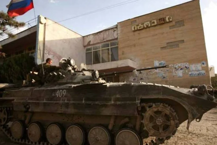 
	Ex&eacute;rcito russo: o contingente multinacional que participar&aacute; do desmantelamento do arsenal qu&iacute;mico s&iacute;rio pode ser integrado por at&eacute; 10 mil pessoas
 (Getty Images/Divulgação)