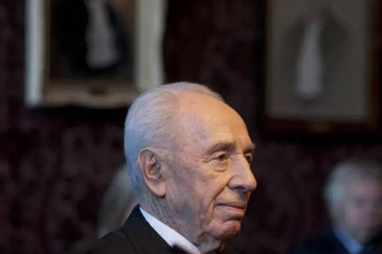 O presidente israelense, Shimon Peres: "no final, só podemos julgar pelos fatos e ações", disse (Robin Van Lonkhuijsen/AFP)