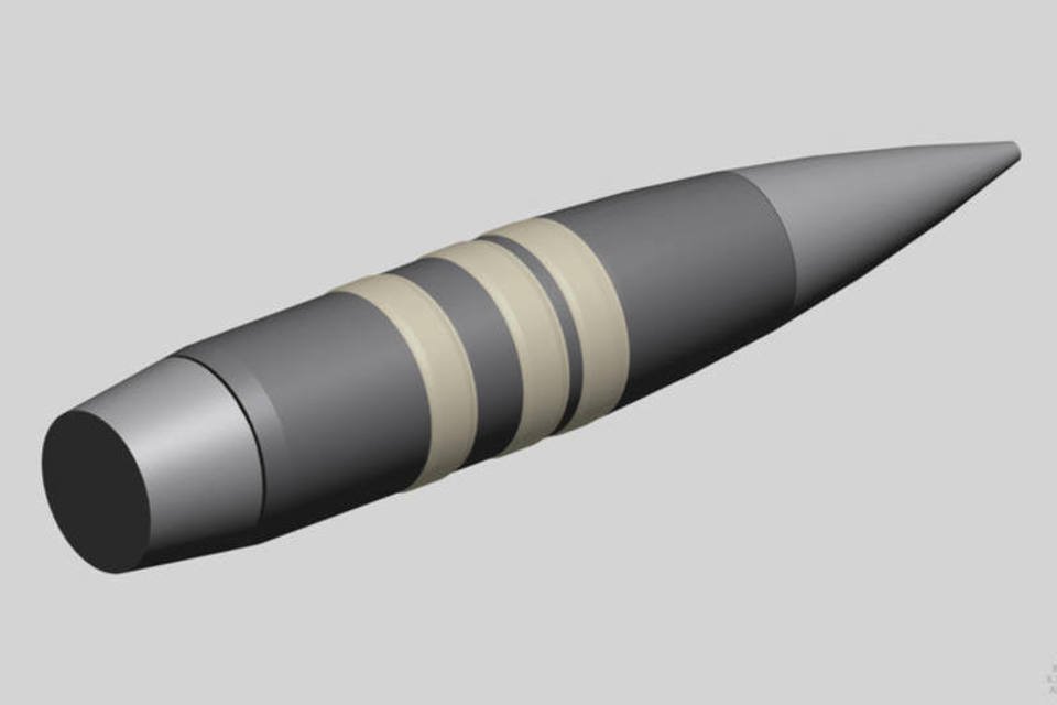 Bala de fuzil inteligente faz curvas para acertar alvo móvel