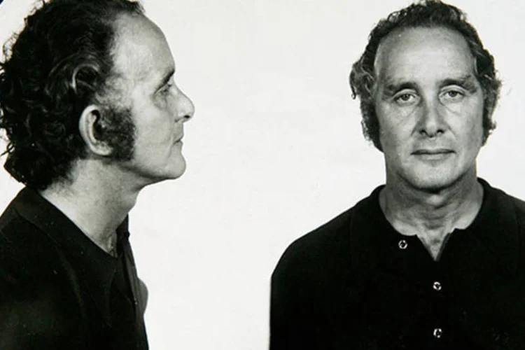 
	Fotografias de quando Ronnie Biggs foi preso pelo assalto: ele fugiu para o Brasil ap&oacute;s cometer o crime
 (.)