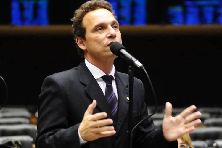 Dr. Aluízio (PMDB), prefeito de Macaé de 2013 a 2016 (Reprodução/Facebook)