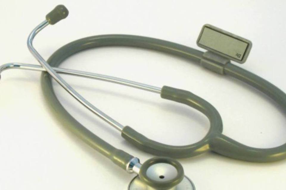 Médicos suspendem atendimento a plano de saúde por até 72 horas