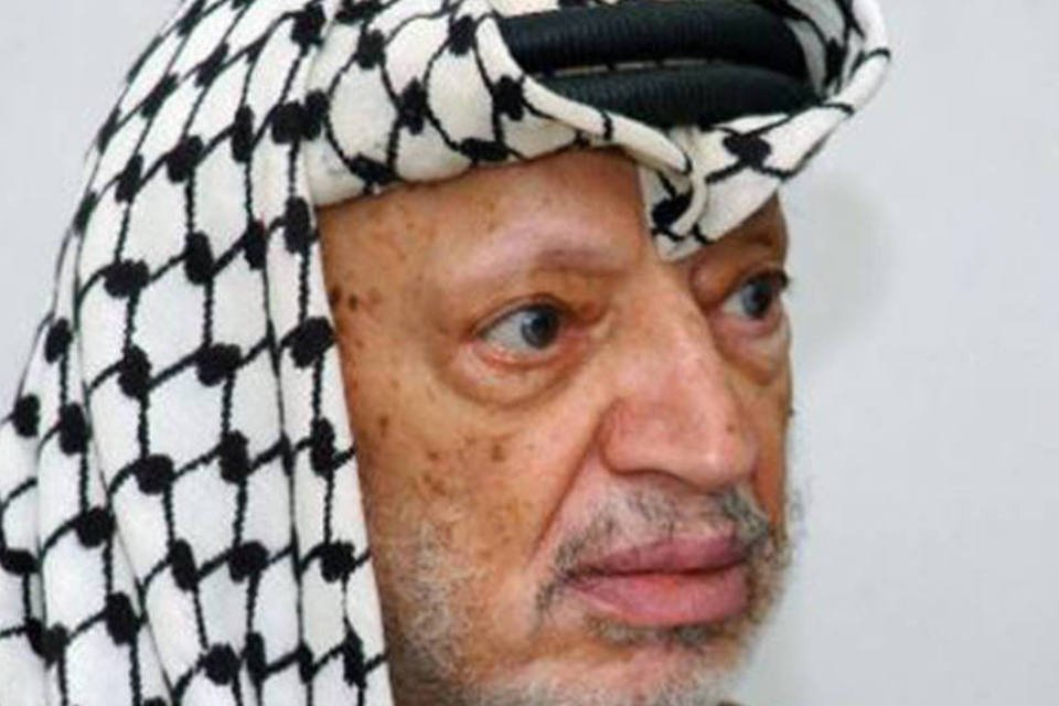 Suíços confirmam possibilidade de envenenamento de Arafat