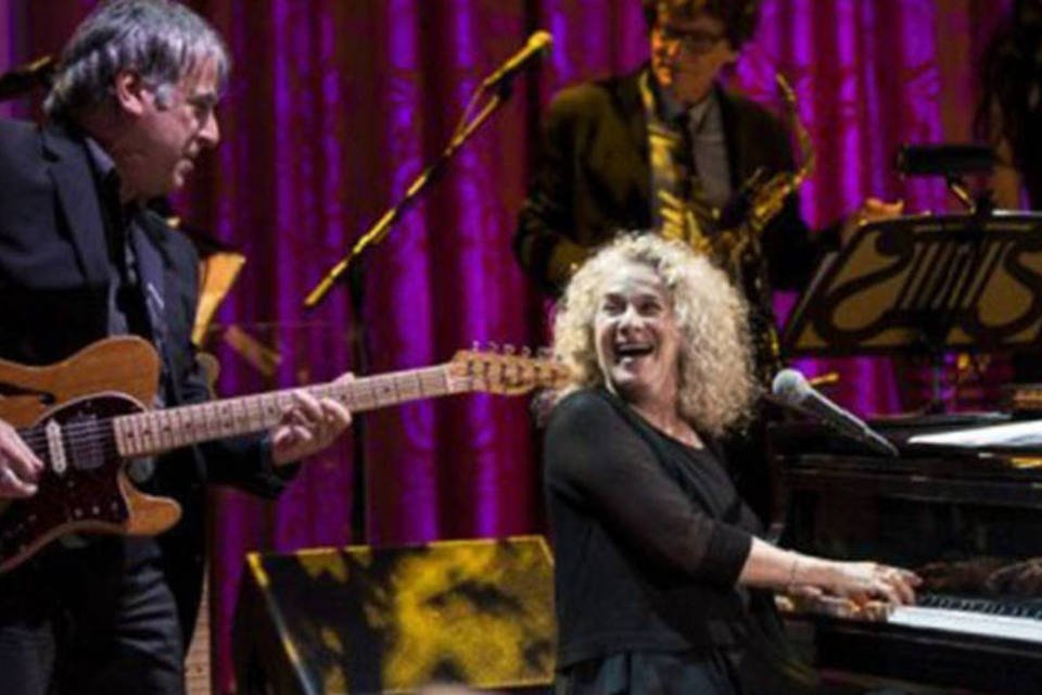 Carole King receberá prêmio honorário do Grammy